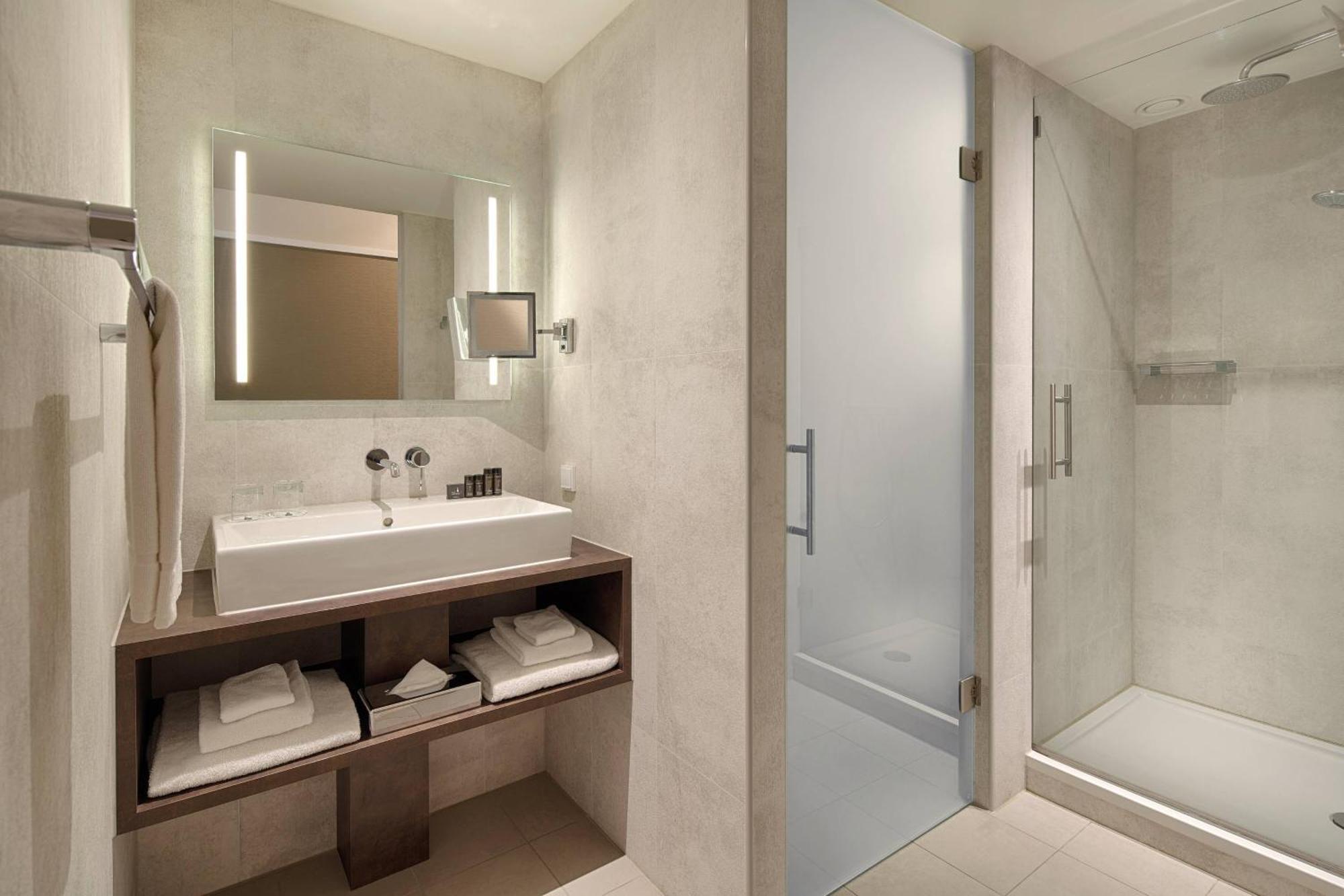 Nassau Breda, Autograph Collection Hotel