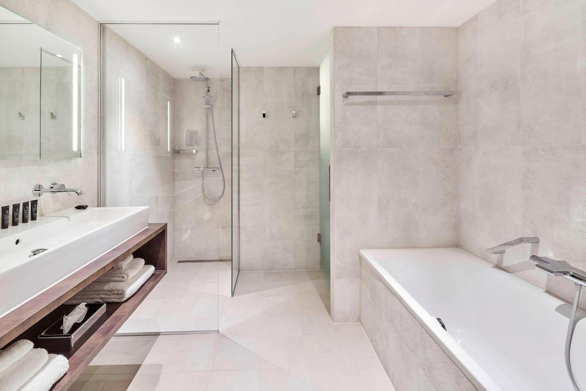 Nassau Breda, Autograph Collection Hotel