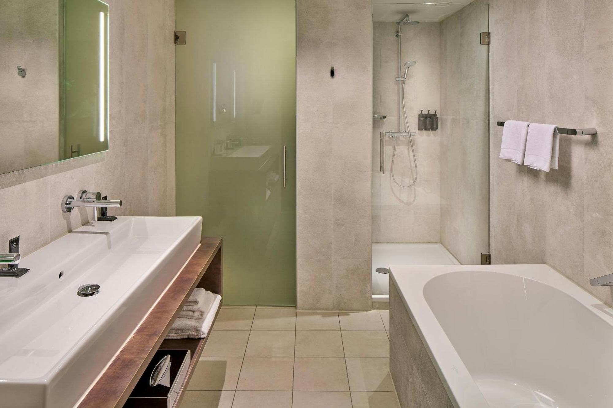 Nassau Breda, Autograph Collection Hotel