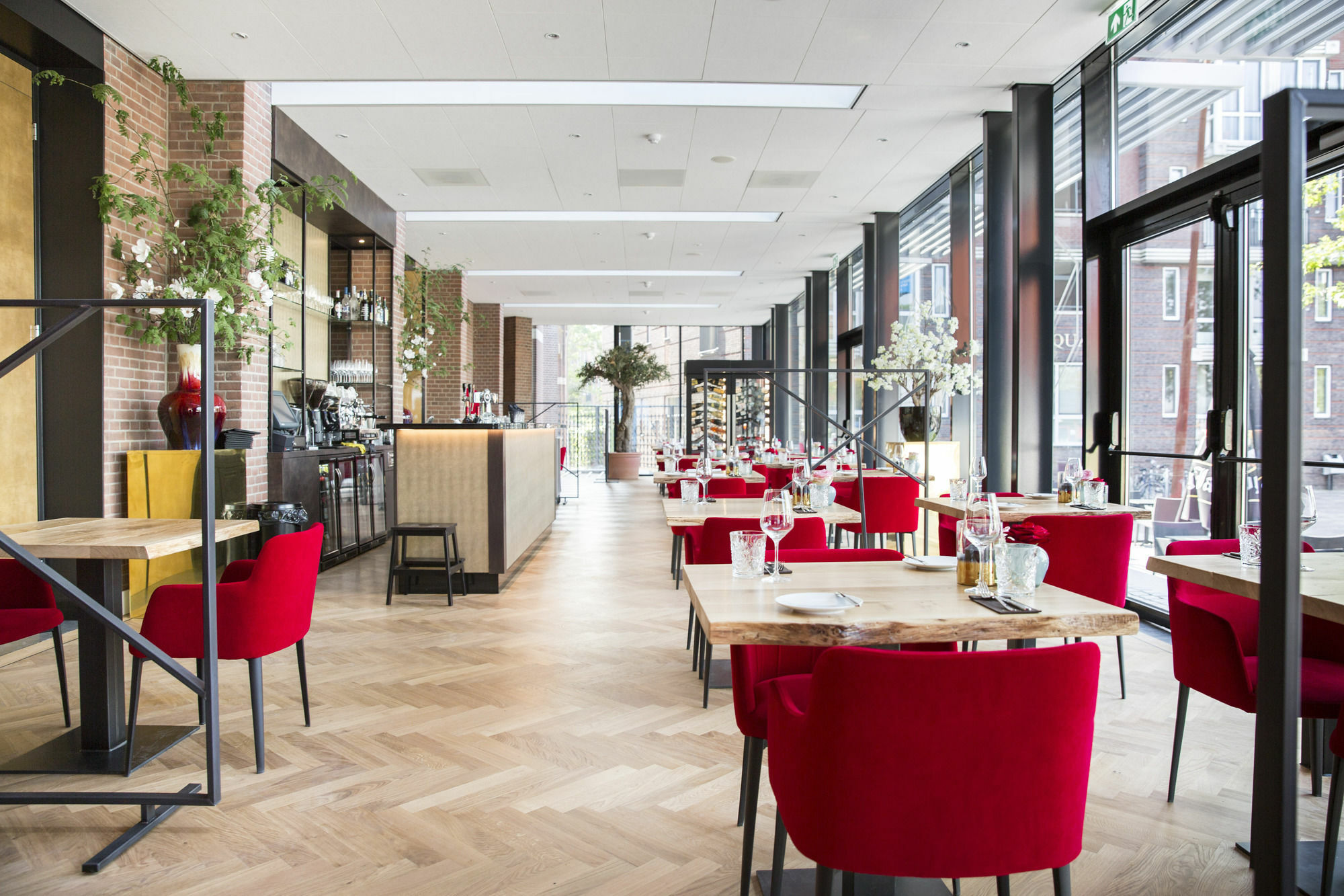 Nassau Breda, Autograph Collection Hotel